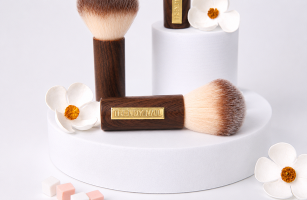 Chổi phủi bụi nail cán gỗ TRENDY NAIL cao cấp - Cọ phủi bụi nail chuyên dụng lông dày, mềm mượt