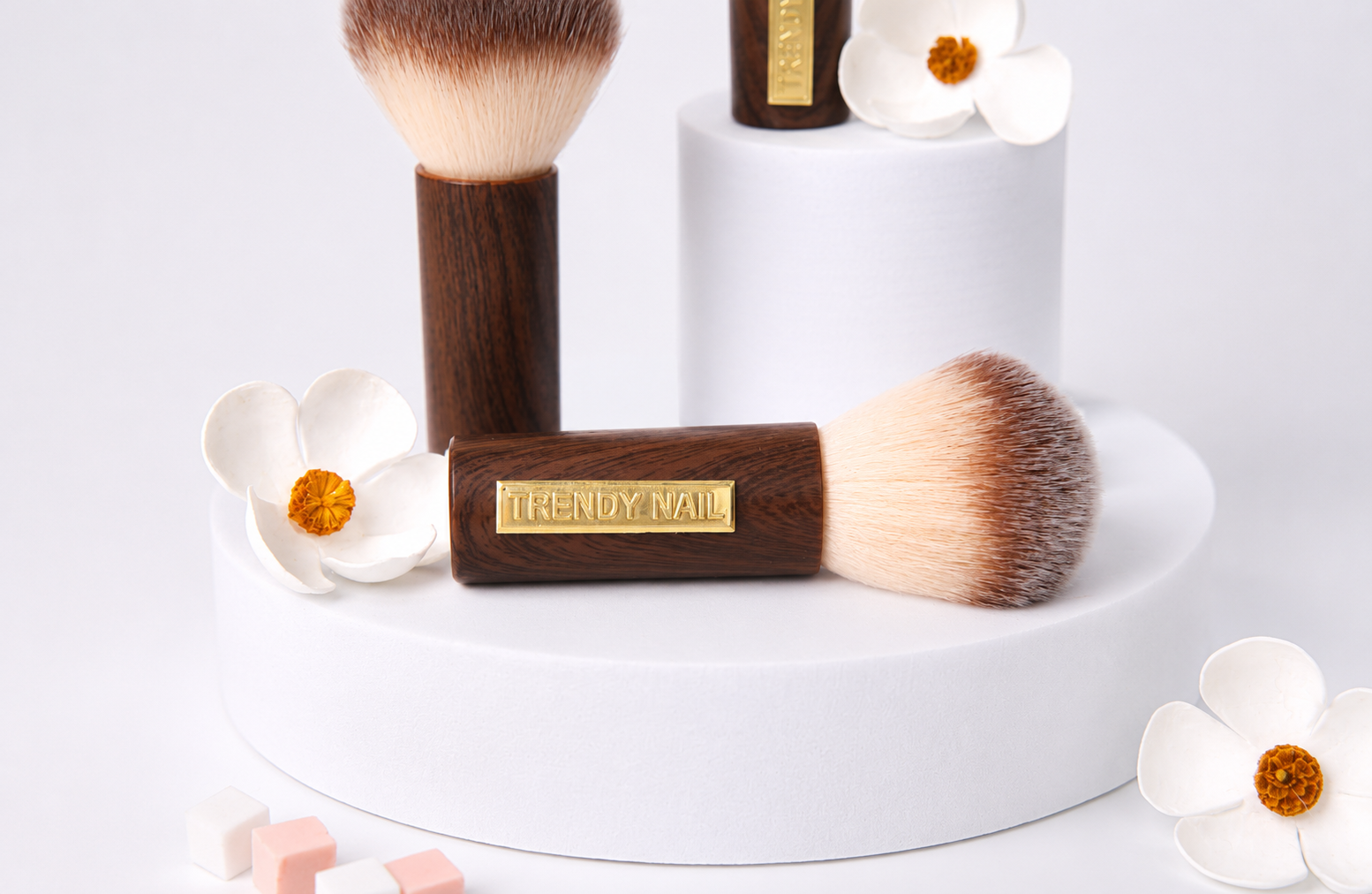 Chổi phủi bụi nail cán gỗ TRENDY NAIL cao cấp - Cọ phủi bụi nail chuyên dụng lông dày, mềm mượt